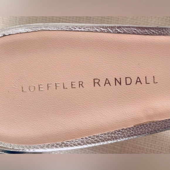 LOEFFLER RANDALL VERA RUFFLE SLIDES IN SILVER LEATHER - Picture 5 of 6